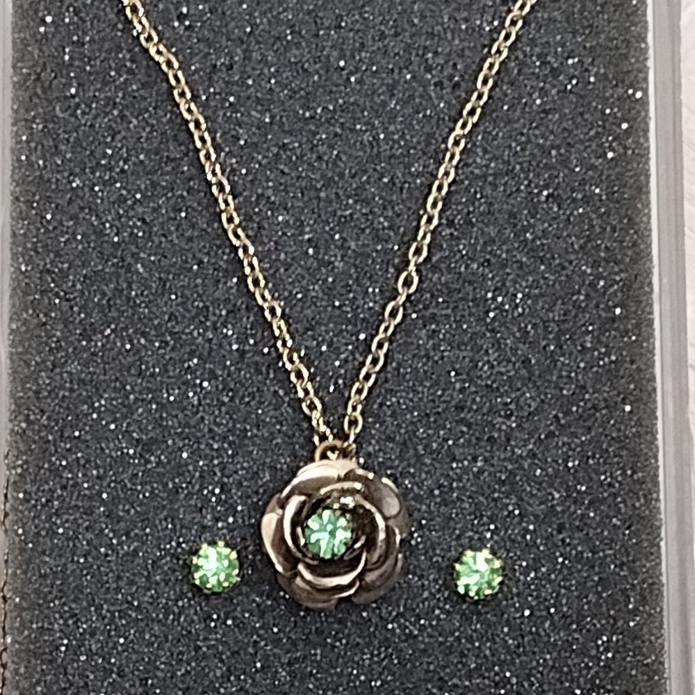 Necklace & Earrings Set - Picture 6 of 10